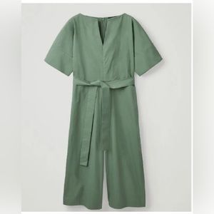 COS BELTED JUMPSUIT WITH SLEEVE DETAIL IN GREEN.  SIZE 2